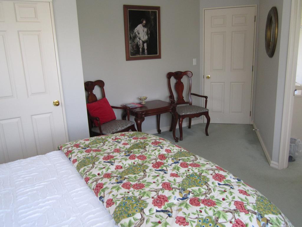 Be My Guest Bed & Breakfast 뉴플리머스 객실 사진