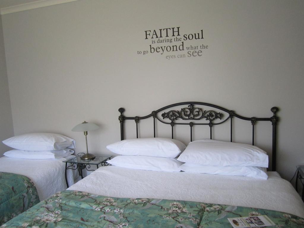 Be My Guest Bed & Breakfast 뉴플리머스 객실 사진