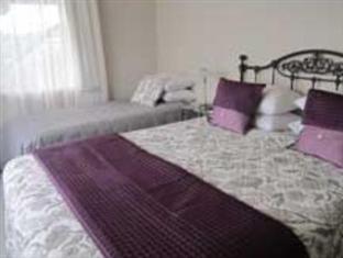 Be My Guest Bed & Breakfast 뉴플리머스 외부 사진